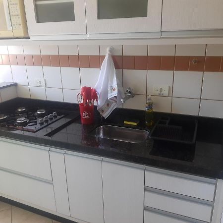 Apartamento Charmoso A 50M Da Praia Карагуататуба Екстер'єр фото